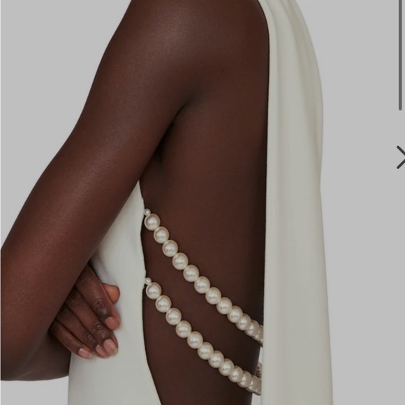 Chic Backless White Dress with Pearl Straps - Picture 2 of 16